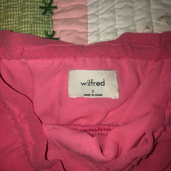 Aritzia pink Ballad camisole - Picture 2 of 3